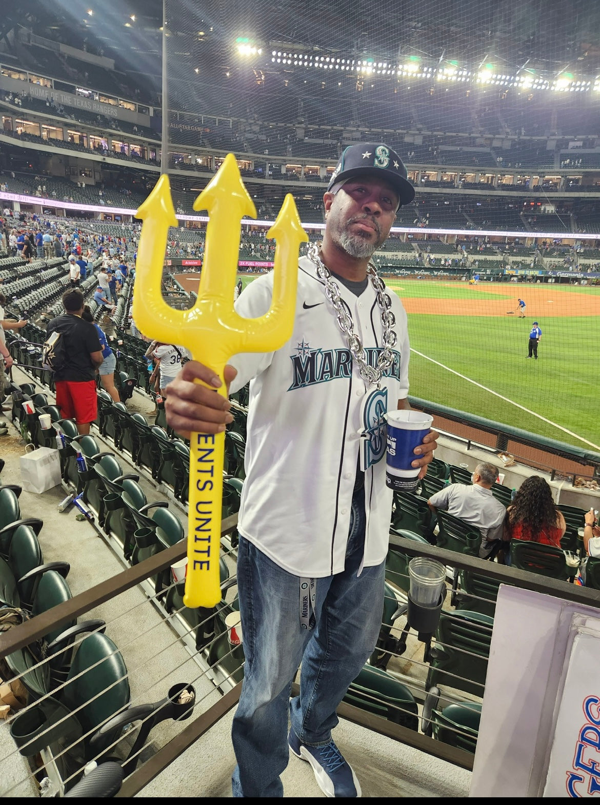 The Original Inflatable Fan Trident - All-Yellow Toy Trident - Tridents Unite!